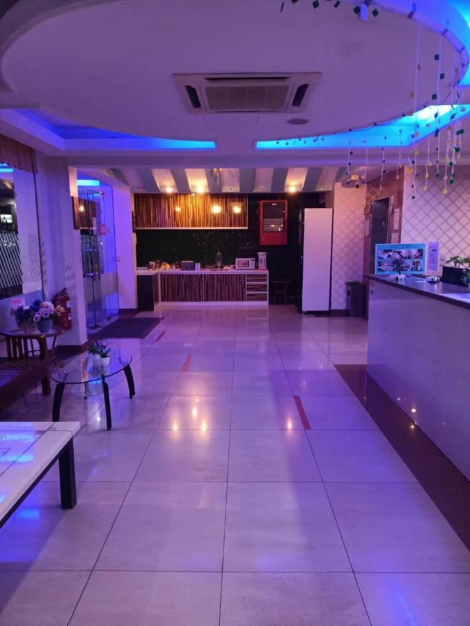 Hotel Sri Sutra Pj 222 Petaling Jaya Exterior foto
