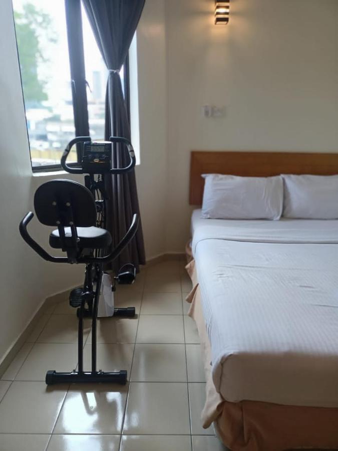 Hotel Sri Sutra Pj 222 Petaling Jaya Exterior foto