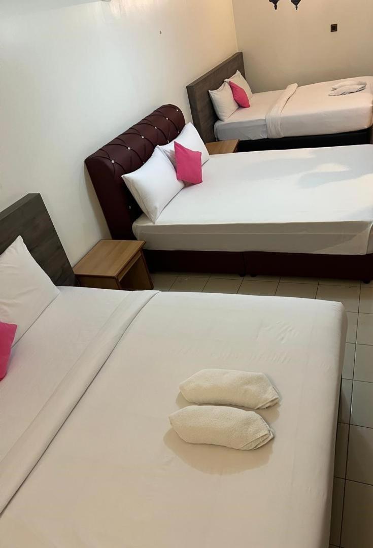 Hotel Sri Sutra Pj 222 Petaling Jaya Exterior foto